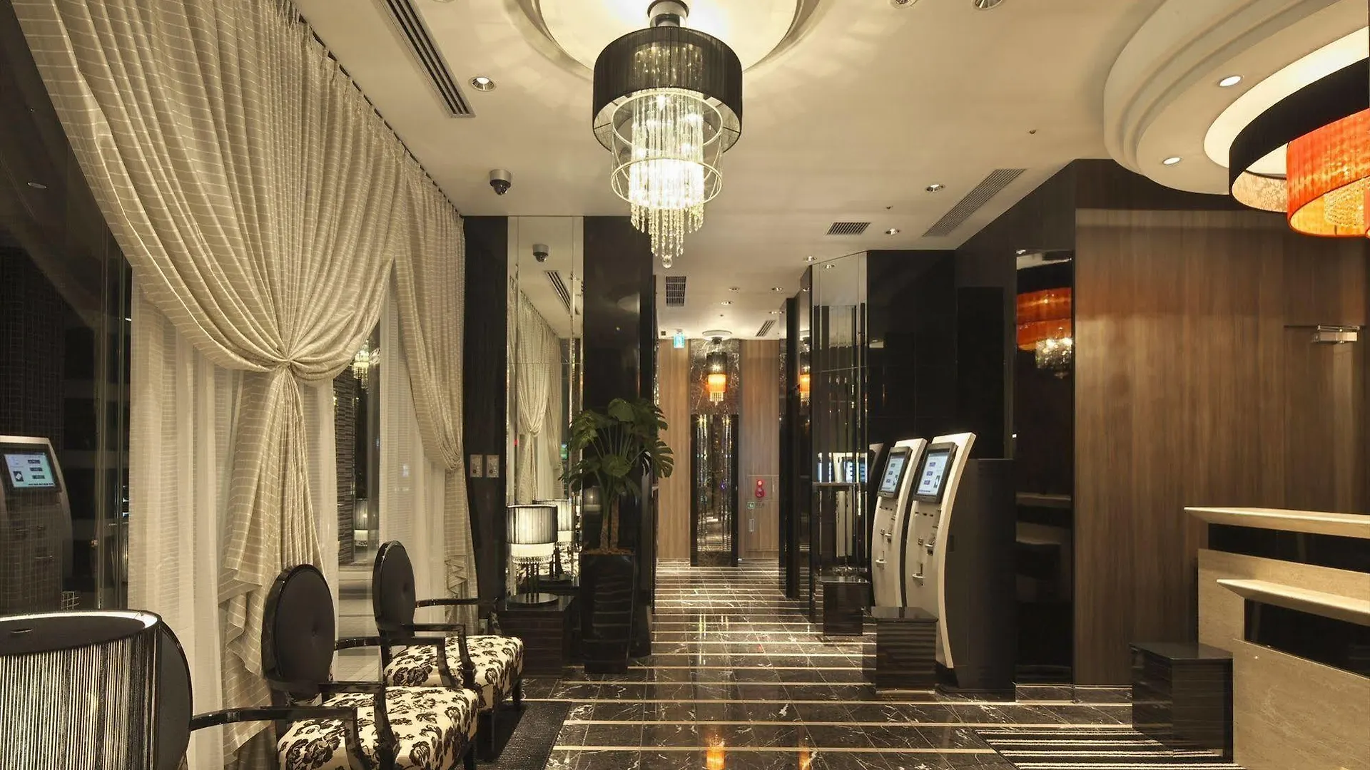 Apa Hotel Higashi Shinjuku Ekimae Tóquio